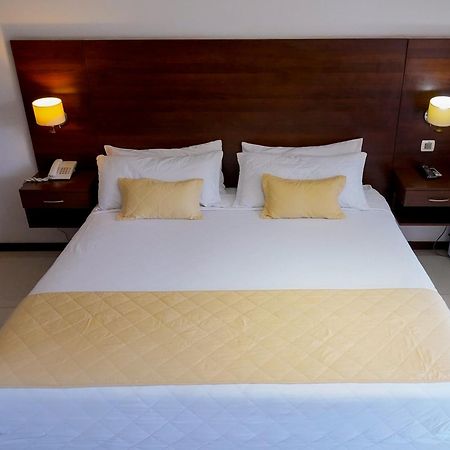Prince Hotel Санта-Крус-де-ла-Сьерра Экстерьер фото