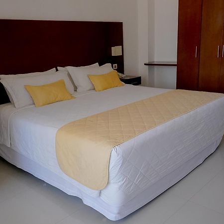 Prince Hotel Санта-Крус-де-ла-Сьерра Экстерьер фото