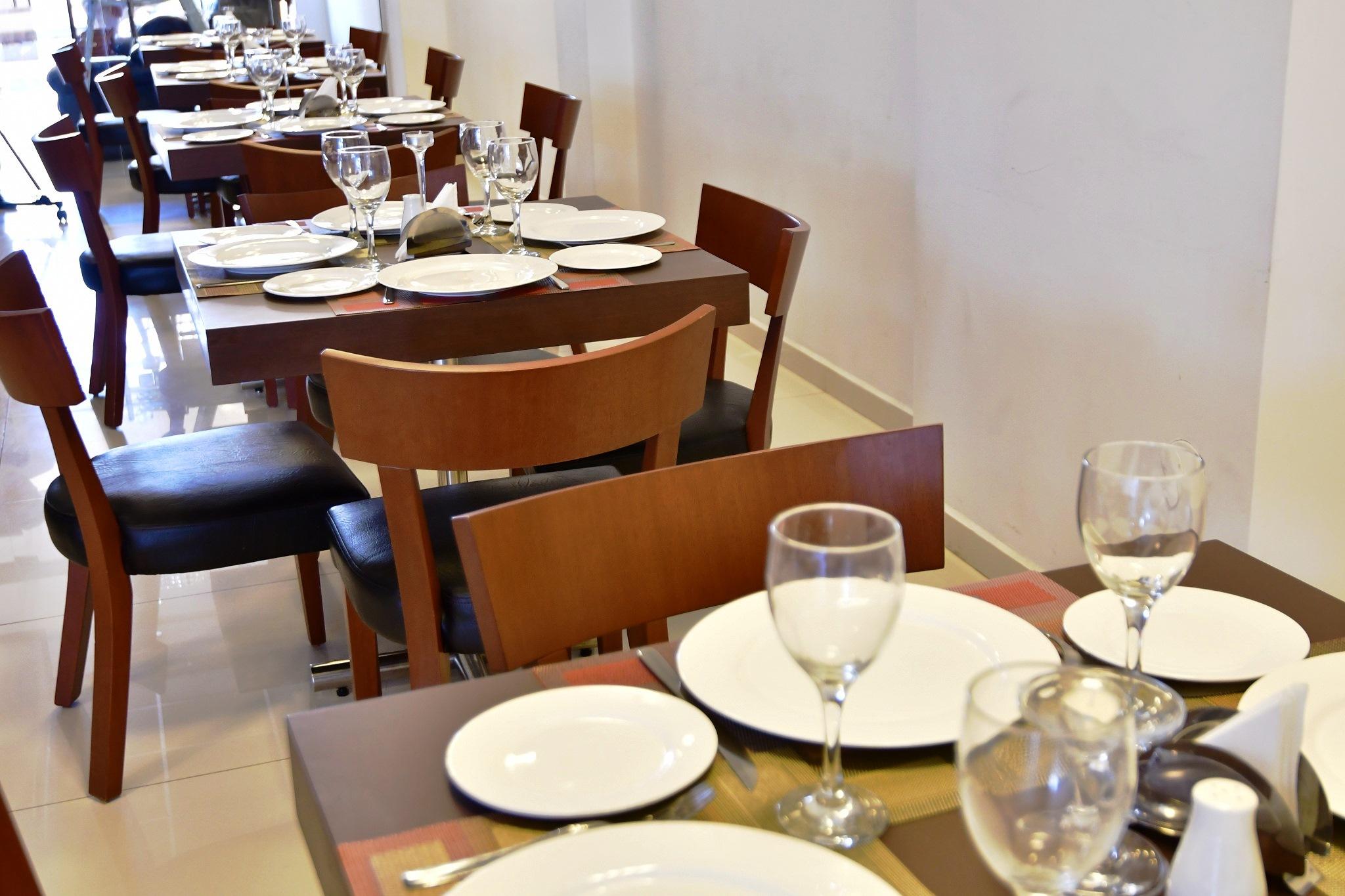 Prince Hotel Санта-Крус-де-ла-Сьерра Экстерьер фото