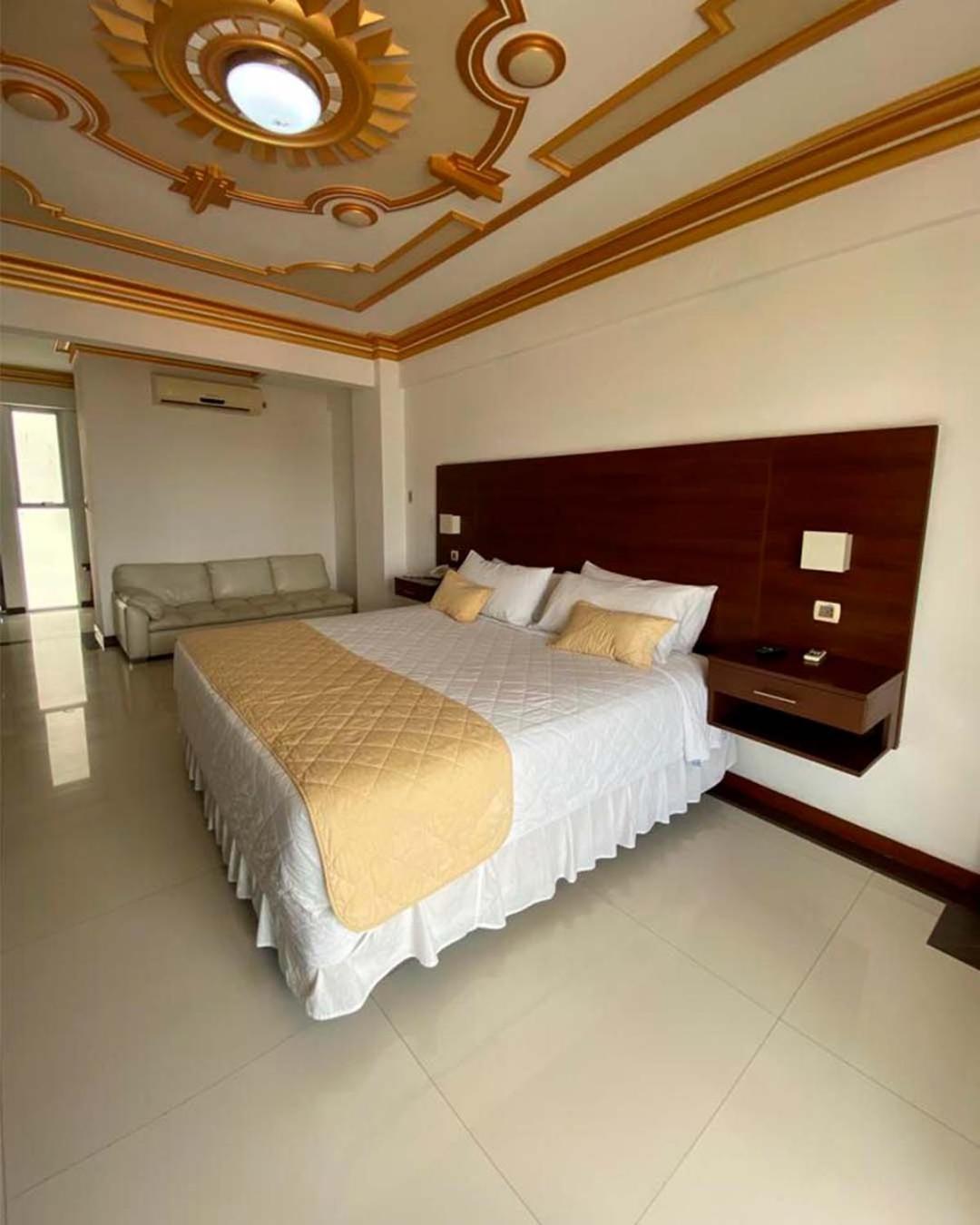 Prince Hotel Санта-Крус-де-ла-Сьерра Экстерьер фото