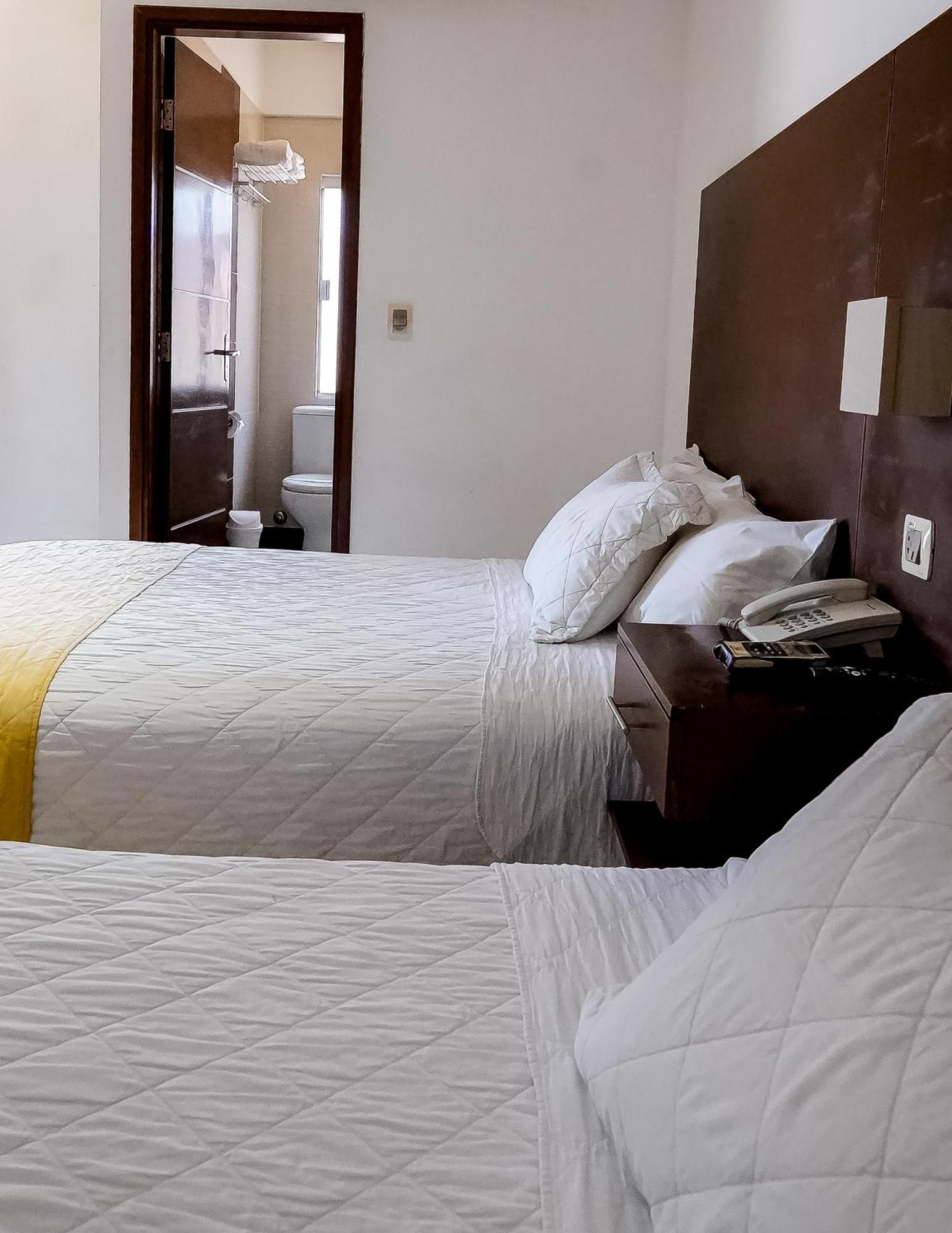 Prince Hotel Санта-Крус-де-ла-Сьерра Экстерьер фото