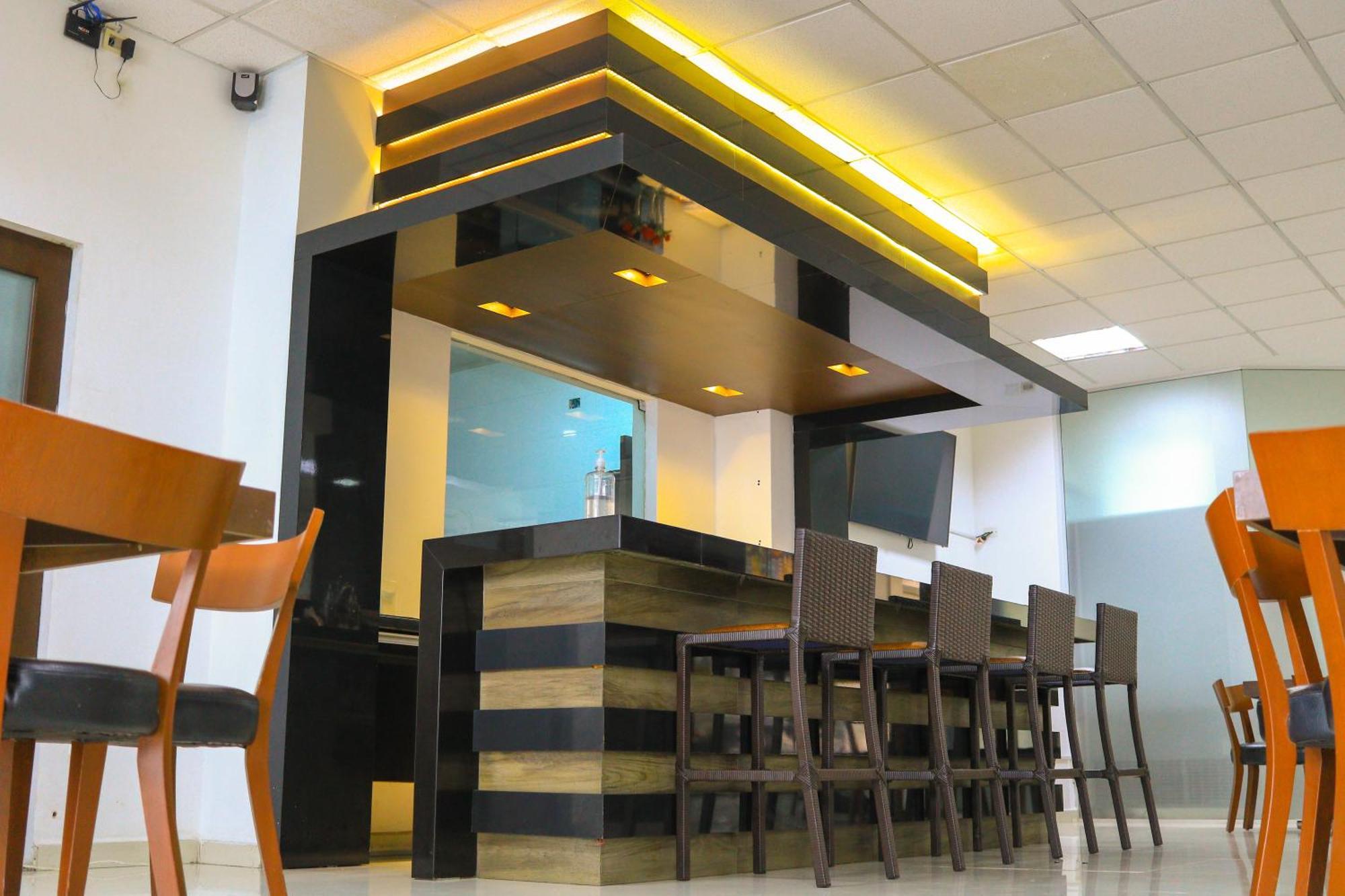 Prince Hotel Санта-Крус-де-ла-Сьерра Экстерьер фото